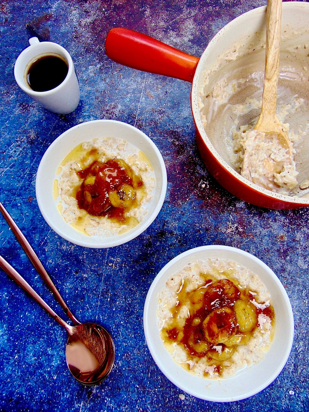 VANILLA MILK PORRIDGE WITH CARAMELISED&nbsp;BANANAS