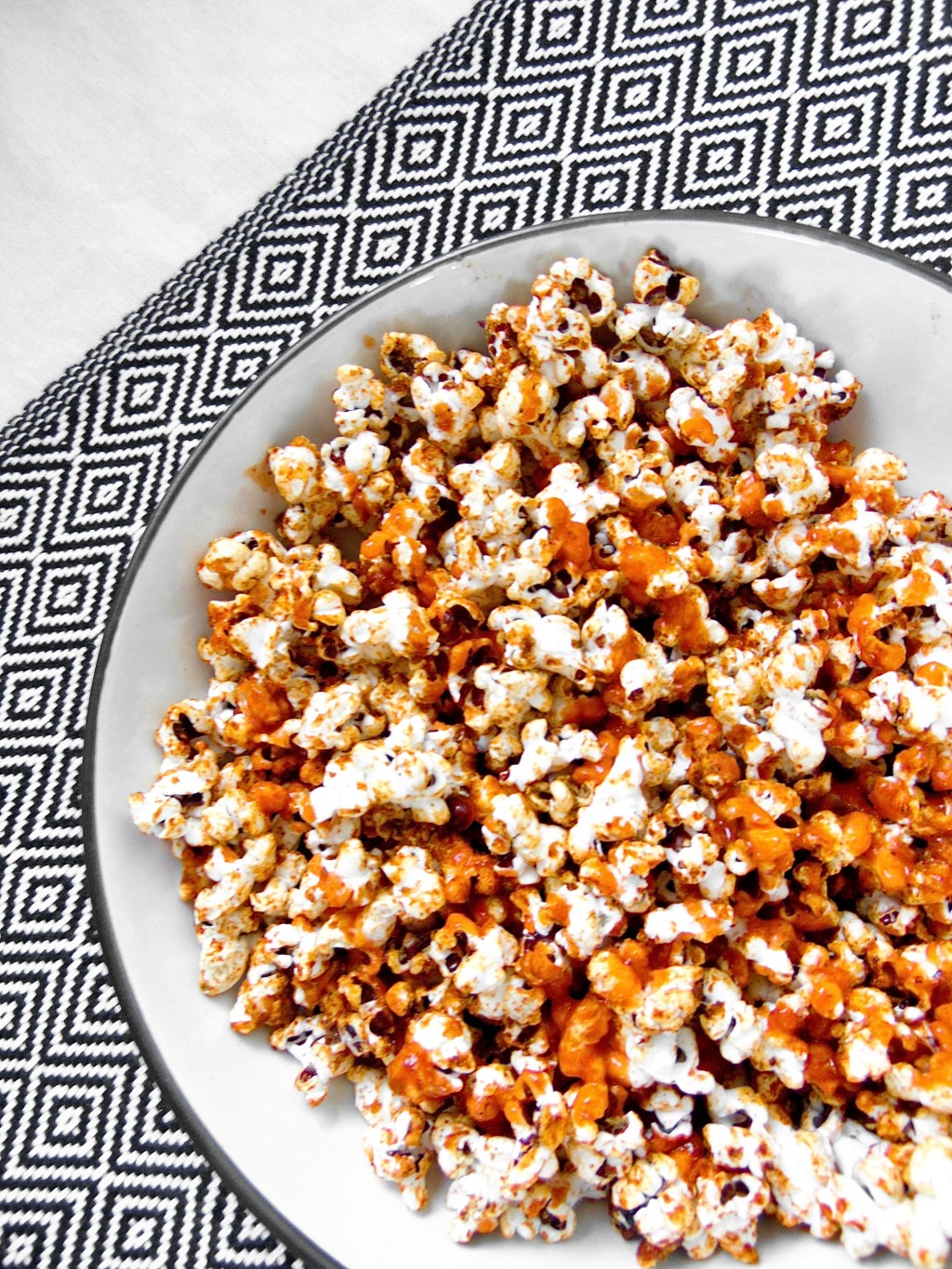 SWEET & SPICY&nbsp;POPCORN