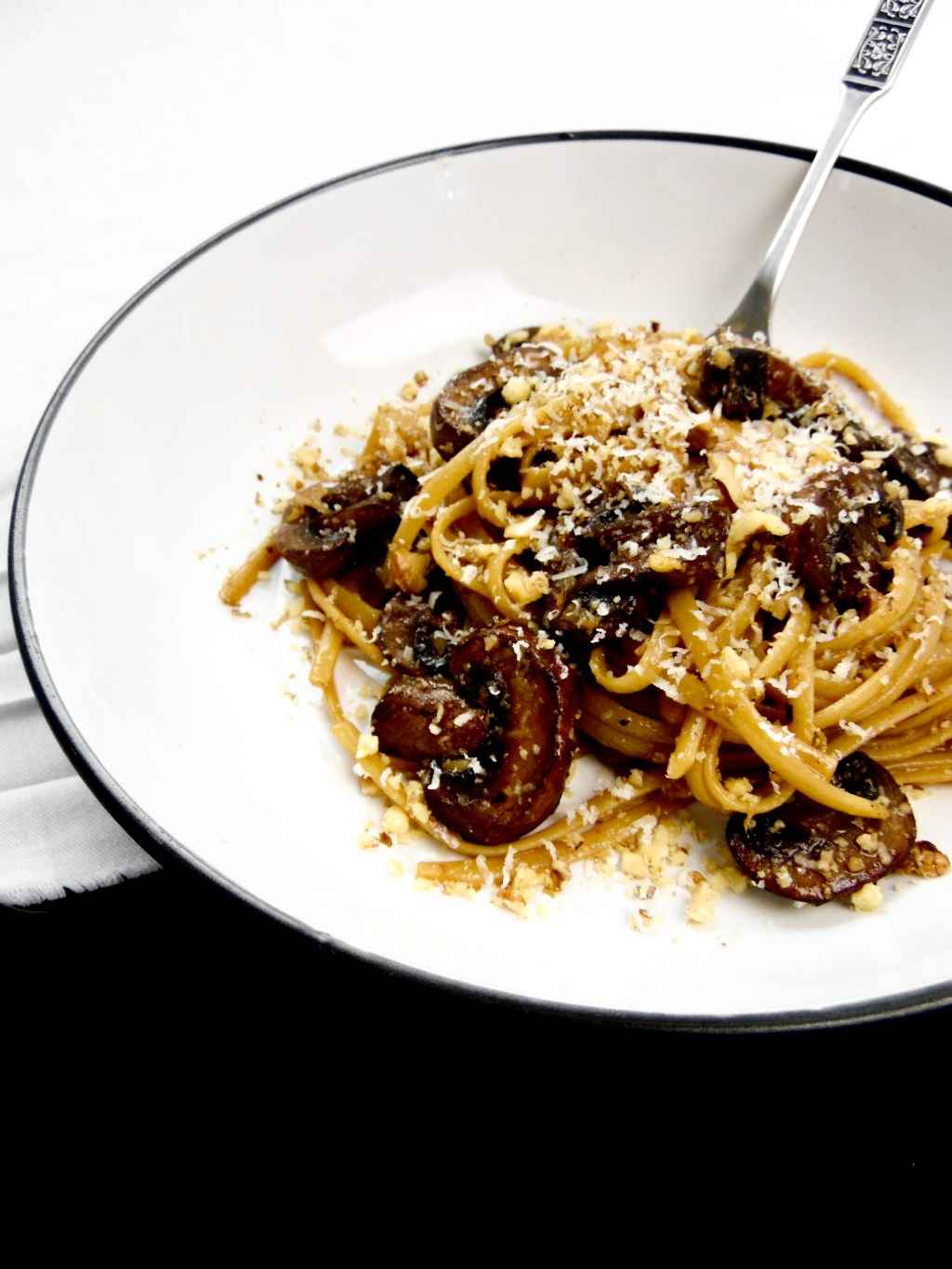 COFFEE, MUSHROOM & HAZELNUT&nbsp;LINGUINE